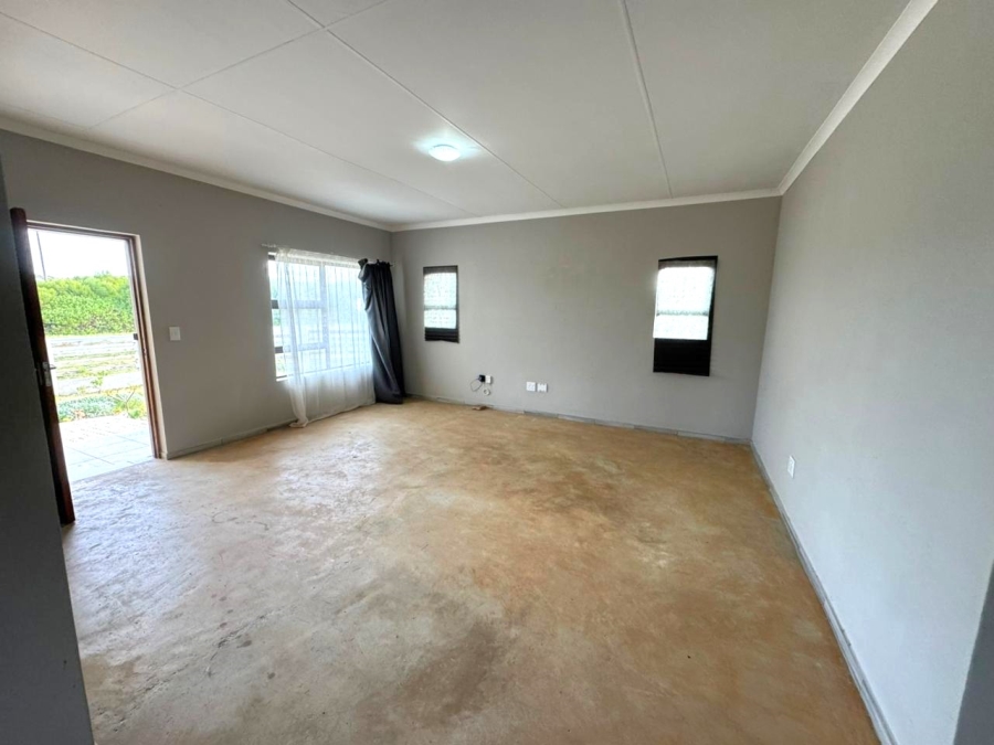 To Let 3 Bedroom Property for Rent in Santareme Eastern Cape